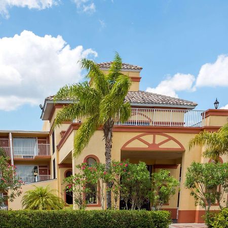 Howard Johnson By Wyndham Tropical Palms Kissimmee Exterior photo